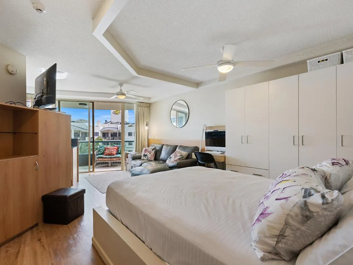 Charming 4Th Floor Unit - Landmark Resort Mooloolaba Australia
